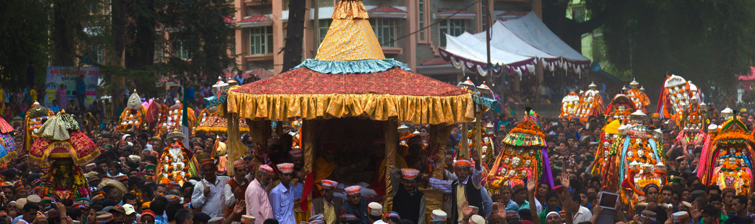 Kullu Dussehra rath procession celebration